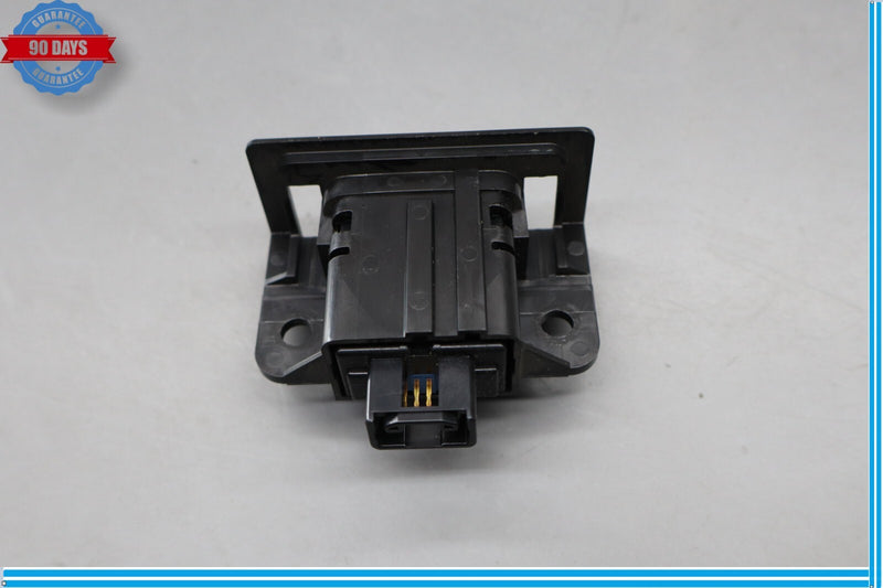 Load image into Gallery viewer, 07-17 Lexus LS460 LS460L Power Trunk Close Lid Control Switch Button 15C081 Oem
