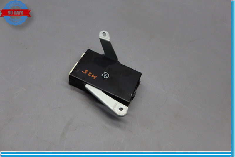 Load image into Gallery viewer, 07-12 Lexus LS460 LS460L Seat Belt Seatbelt Control Module Unit 89815-50020 Oem
