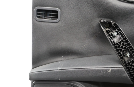 14-22 Maserati Ghibli M157 Front Right Side Interior Door Panel 105804313C Oem