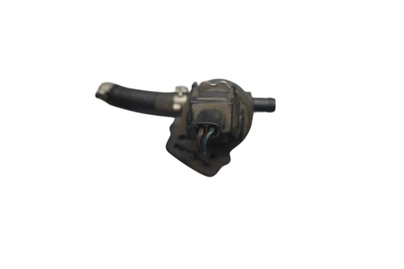 Load image into Gallery viewer, 03-09 Mercedes W209 CLK320 CLK500 E350 Vapor Canister Purge Valve 0004703593 Oem
