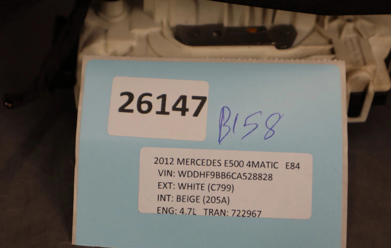 Load image into Gallery viewer, 10-17 Mercedes E500 E550 Front Right Door Lock Latch Actuator 2077600240 OEM
