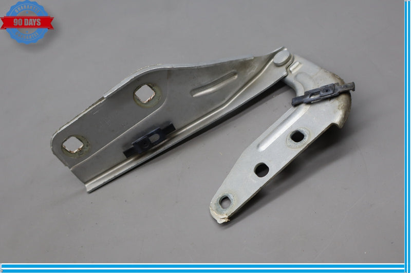 Load image into Gallery viewer, 03-10 Porsche Cayenne Front Right Passenger Side Hood Bonnet Hinge Bracket Oem
