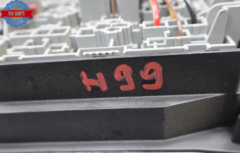 Load image into Gallery viewer, 11-17 Volkswagen VW Touareg Front Under Dash Cabin Fuse Relay Box Fusebox Oem
