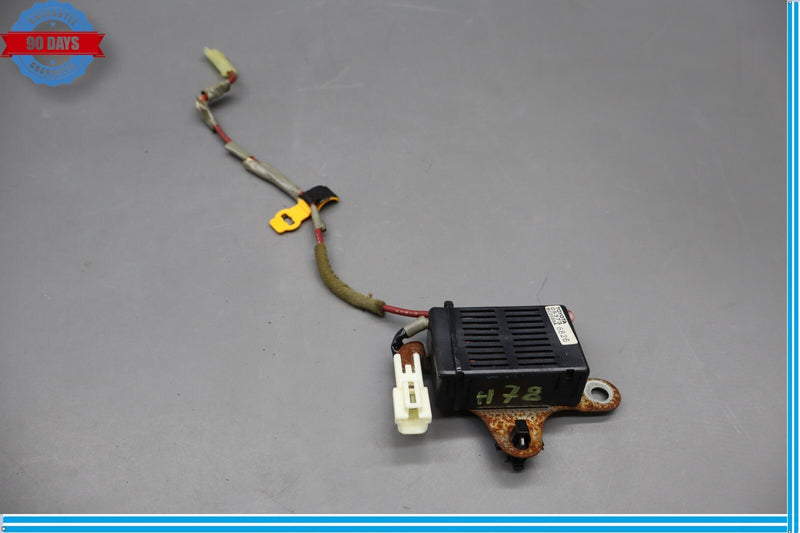 Load image into Gallery viewer, 07-09 Lexus LS460 XF40 Radio Receiver Noise Filter Unit C25S5A 6915 Oem
