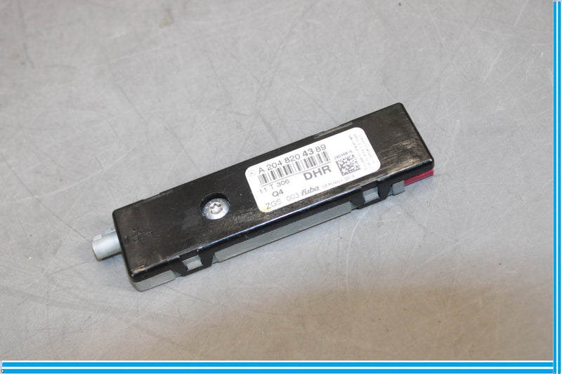 Load image into Gallery viewer, 10-14 Mercedes W207 E350 E550 Radio Antenna Amp Amplifier Module Unit Oem
