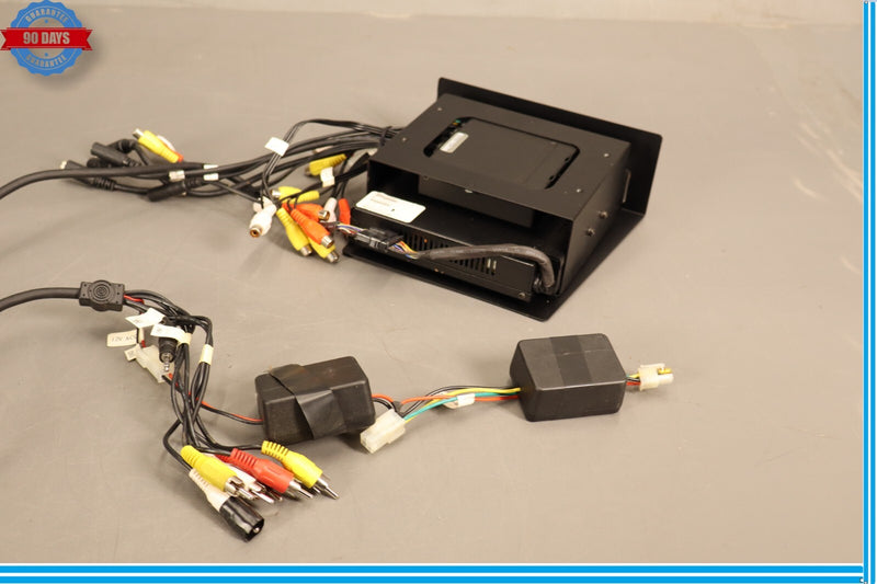 Load image into Gallery viewer, 03-07 Hummer H2 Dash Panel Right Communication Control Module Unit Oem
