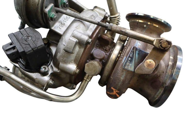Load image into Gallery viewer, 09-12 BMW 750i F01 N63 Right Passenger Side Turbo Turbocharger Assembly Oem
