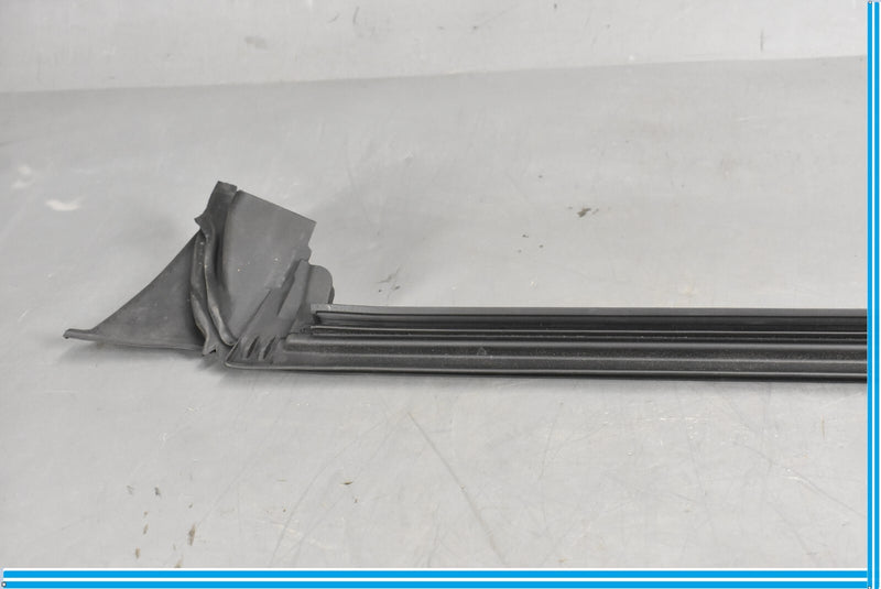 Load image into Gallery viewer, 14-18 Mercedes CLA250 C117 Front Right Side Window Weather Strip Belt Seal Oem
