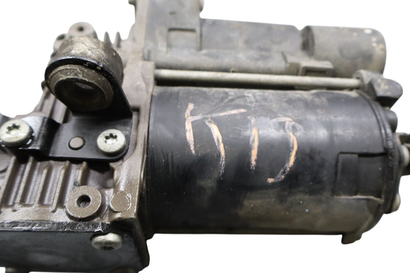Load image into Gallery viewer, 07-14 Mercedes W221 S550 S350 CL550 Airmatic Air Suspension Compressor Pump OEM

