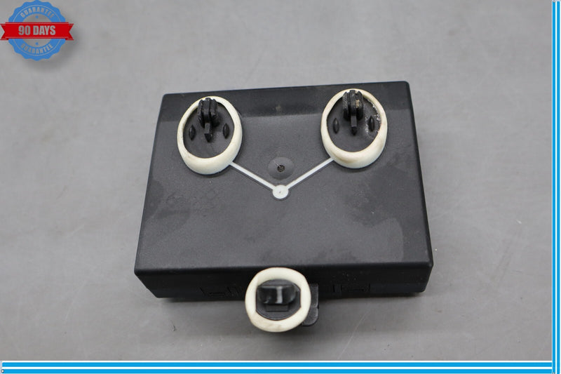 Load image into Gallery viewer, 11-18 Volkswagen VW Touareg Front Right Side Door Control Module Unit Oem
