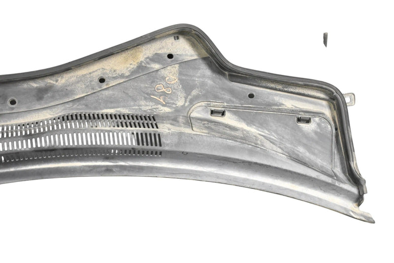 Load image into Gallery viewer, 14-17 Maserati Quattroporte M156 Windshield Wiper Cowl Vent Panel Trim OEM
