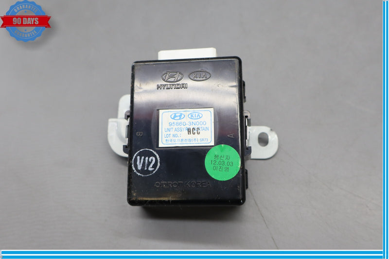 Load image into Gallery viewer, 11-13 Hyundai Equus Rear Window Curtain Shade Control Module 95860-3N000 Oem
