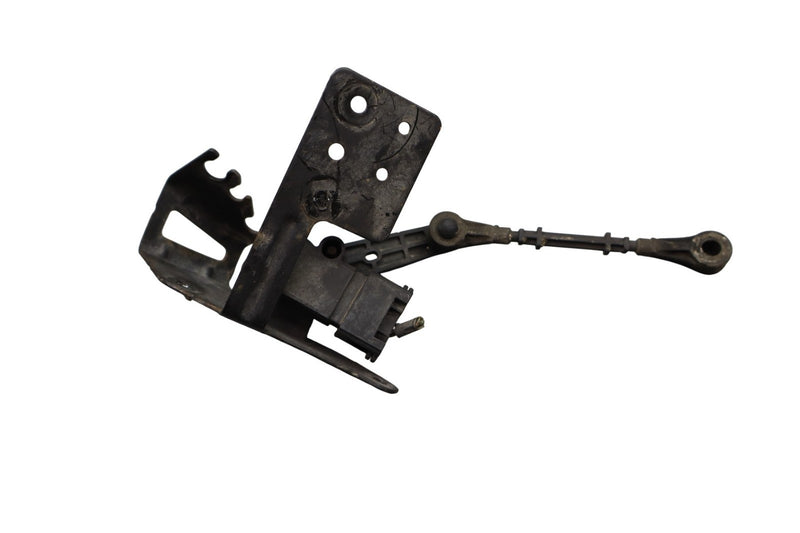 Load image into Gallery viewer, 13-19 Land Rover Range Rover L405 Rear Left Side Height Level Sensor Oem
