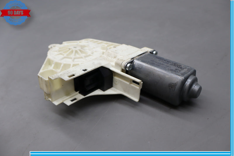 Load image into Gallery viewer, 09-11 Audi A4 Quattro Front Right Side Door Window Regulator Motor Oem

