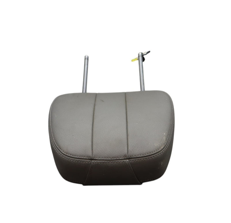 Load image into Gallery viewer, 07-11 Mercedes W219 CLS550 E550 Right Passenger Side Headrest Head Rest Oem
