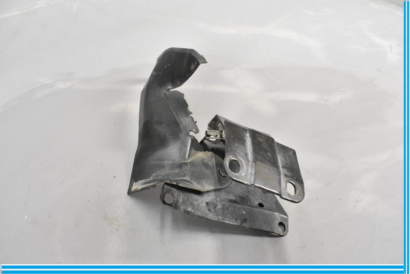 Load image into Gallery viewer, 00-06 Mercedes S600 W220 Front Right Radiator Cover Mounting Bracket Oem
