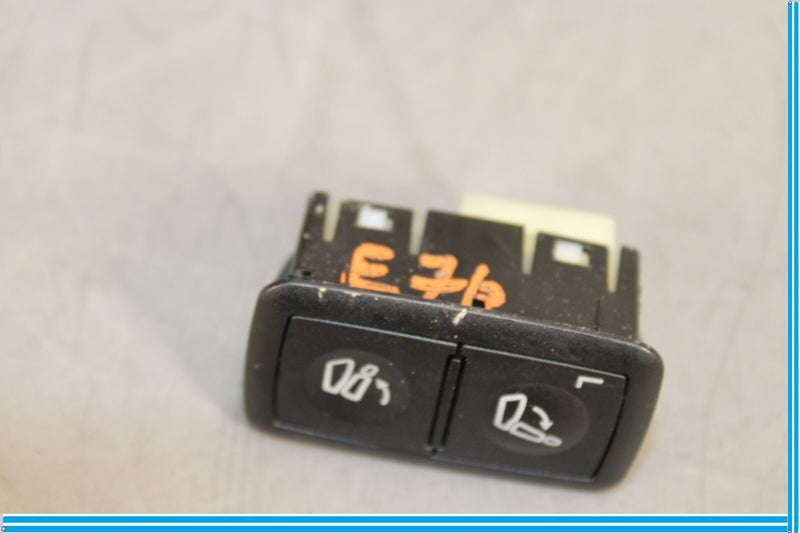 Load image into Gallery viewer, 06-12 Mercedes W164 GL450 3rd Row Seat Folding Power Switch Button Oem
