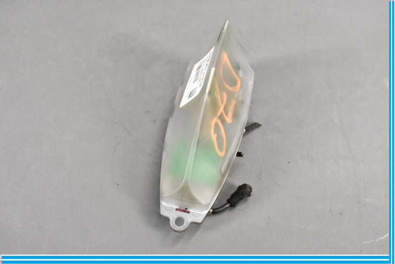 Load image into Gallery viewer, 09-15 BMW 750I 750LI F01 F02 Radio Antenna Shark Fin Unit Oem
