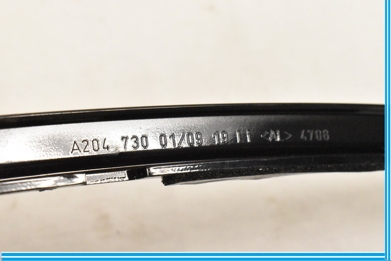 Load image into Gallery viewer, W204 MERCEDES C300 2009 REAR LEFT DOOR GLASS GUIDE SUPPORT BAR OEM
