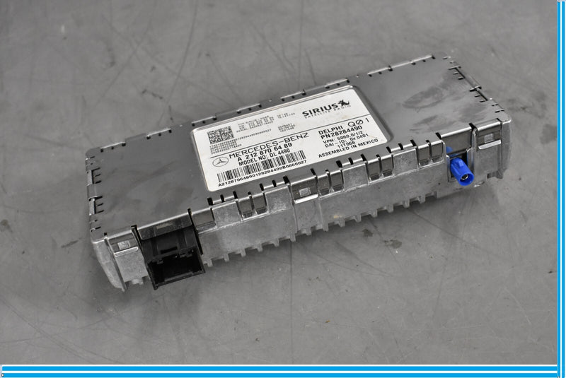 Load image into Gallery viewer, 10-17 Mercedes C250 CLS550 E550 W204 Sirius Satellite Radio Receiver Oem
