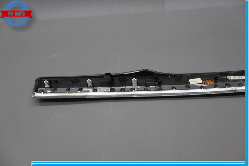 Load image into Gallery viewer, 09-15 BMW 750Li xDrive Front Right Side Interior Door Panel Trim Oem
