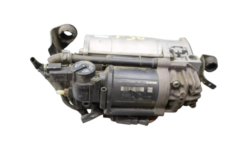 Load image into Gallery viewer, 10-18 Mercedes CLS550 Airmatic Air Suspension Compressor Pump 2123200404 Oem
