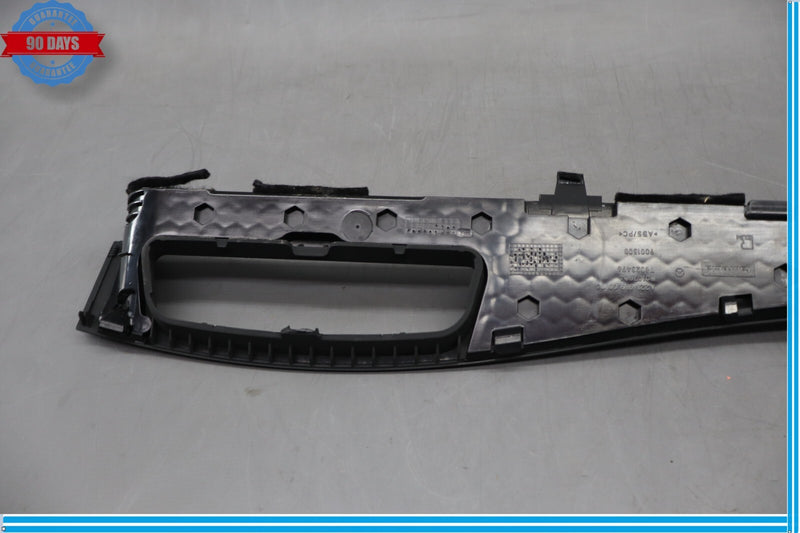 Load image into Gallery viewer, 07-13  Mercedes W221 S550 S600 Front Dash Center Air Vent Trim Cover Bezel Oem
