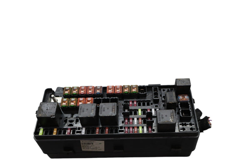 Load image into Gallery viewer, 14-24 Maserati Ghibli Power Distribution Fuse Relay Box Block 7154763030 Oem
