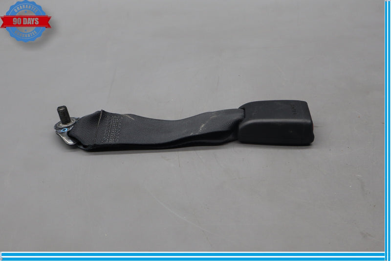 Load image into Gallery viewer, 07-12 Lexus XF40 LS460 LS460L Rear Center Seatbelt Seat Belt Buckle Oem
