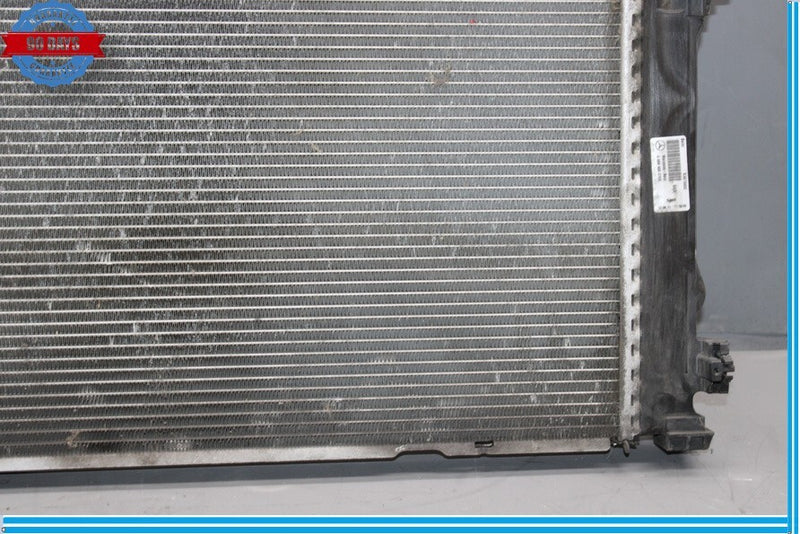 Load image into Gallery viewer, 12-17 Mercedes W204 C250 SLK350 SLK250 Engine Water Cooling Radiator Oem
