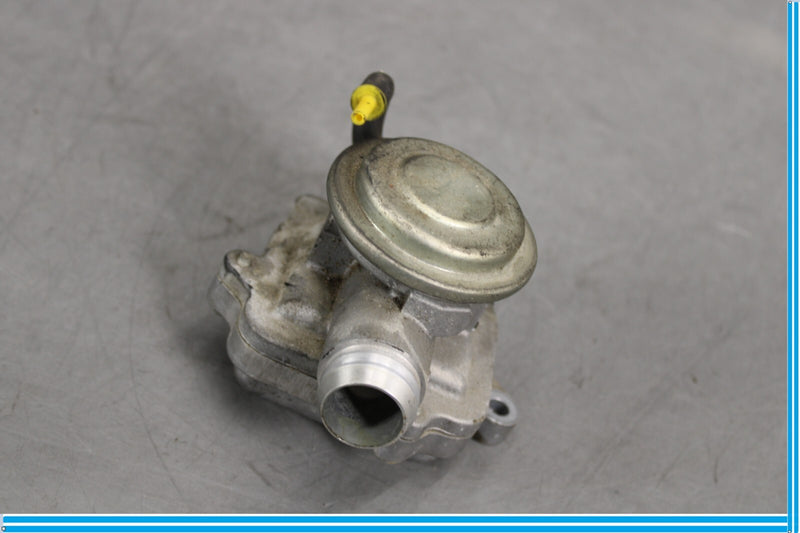 Load image into Gallery viewer, 03-12 Mercedes SL500 SL550 SL55 AMG R230 Engine Motor Air Valve Oem
