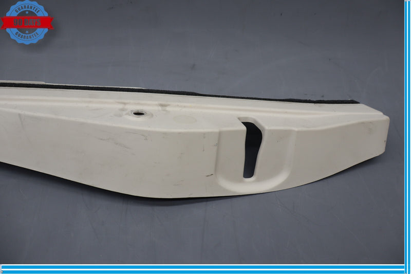 Load image into Gallery viewer, 07-12 Lexus XF40 LS460 Front Right Side Door Trim Panel 67711-50010 LA01 Oem
