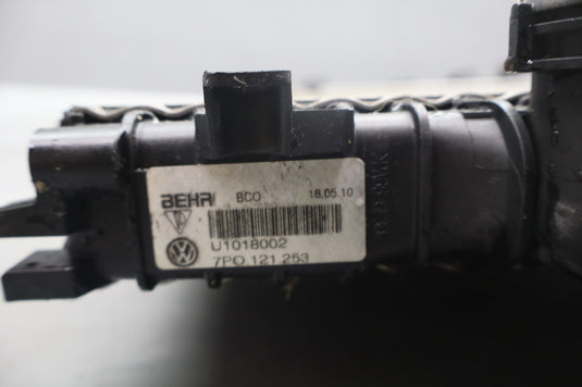 11-17 Volkswagen Touareg Engine Water Cooling Radiator Assembly 7P0121253 Oem