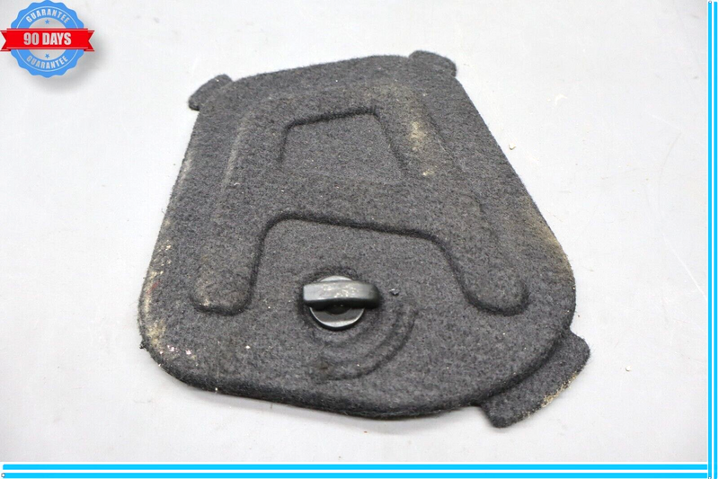 Load image into Gallery viewer, 11-13 Hyundai Equus Signature Rear Right Side Tail Light Lamp Cover Oem
