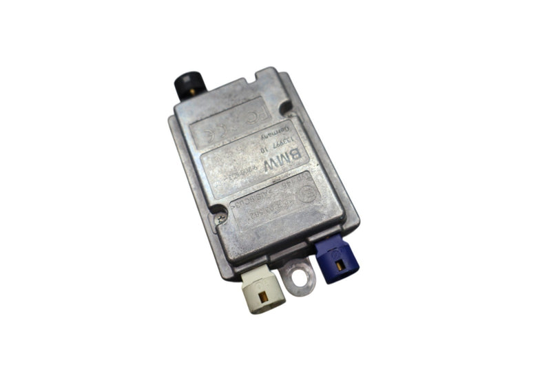 Load image into Gallery viewer, 09-15 BMW 740i 750Li xDrive USB Hub Antenna Control Unit 9200503-02 Oem

