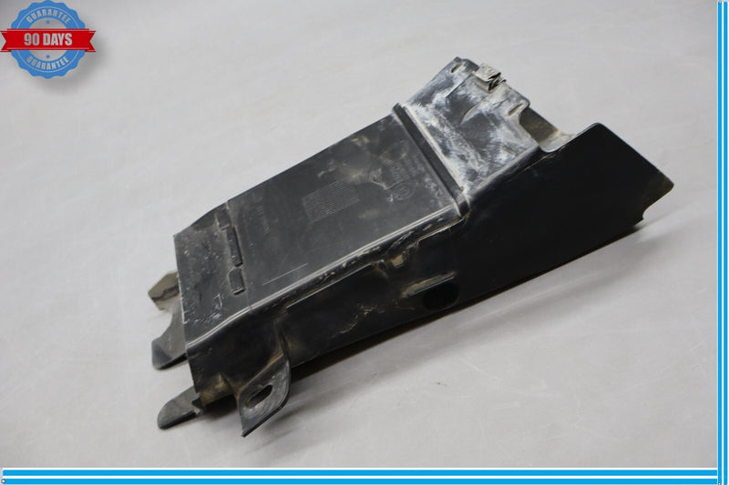 Load image into Gallery viewer, 09-12 BMW 750i 750Li F01 F02 Front Left Driver Side Brake Air Duct / Tube Oem
