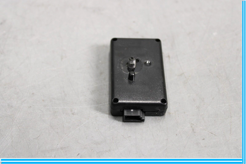 Load image into Gallery viewer, 12-16 BMW F30 328i Radio Suspension Filter Antenna Amplifier Module Unit Oem

