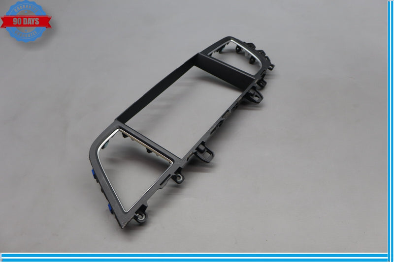 Load image into Gallery viewer, 15-20 Hyundai Genesis G80 Center Dash Air Vent Screen Trim Bezel 84743B1000 Oem
