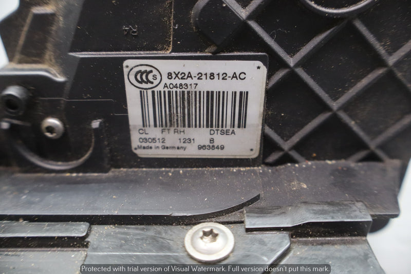 Load image into Gallery viewer, 12-19 LR Range Rover Evoque L538 Front Right Side Door Latch Lock Actuator Oem
