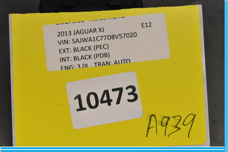 Load image into Gallery viewer, 10-15 Jaguar XJ XJL Seat Heater Control Module Oem
