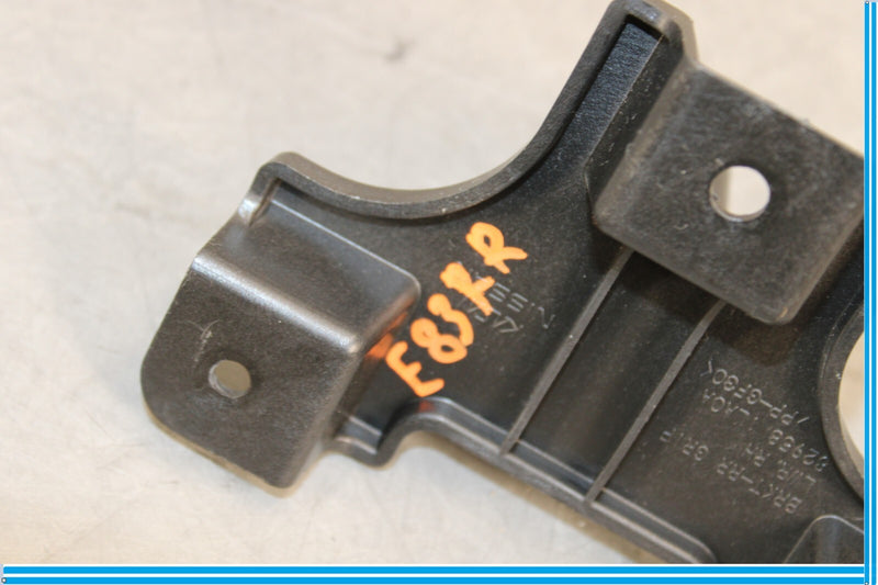 Load image into Gallery viewer, 11-17 Infiniti QX56 QX80 Rear Right Passenger Side Door Pull Handle Bracket Oem
