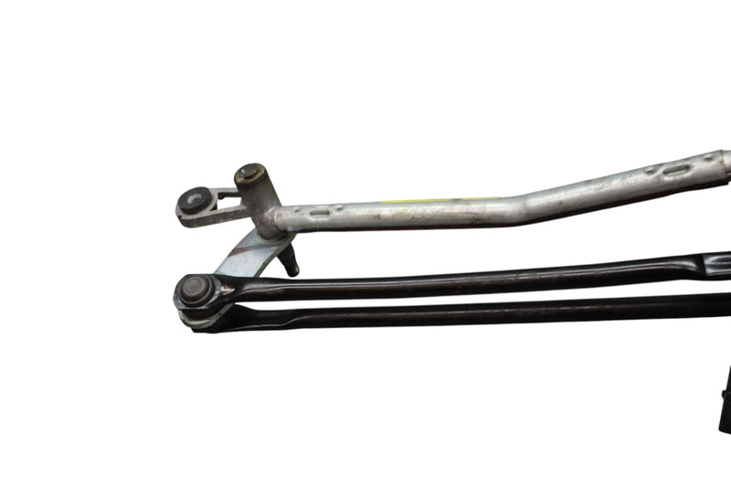 Load image into Gallery viewer, 14-20 Maserati Ghibli M157 Front Windshield Wiper Motor Linkage 91498475 Oem
