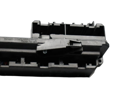 04-10 BMW 645Ci 550i Front Dash Dashboard Power Distribution Fuse Relay Box Oem
