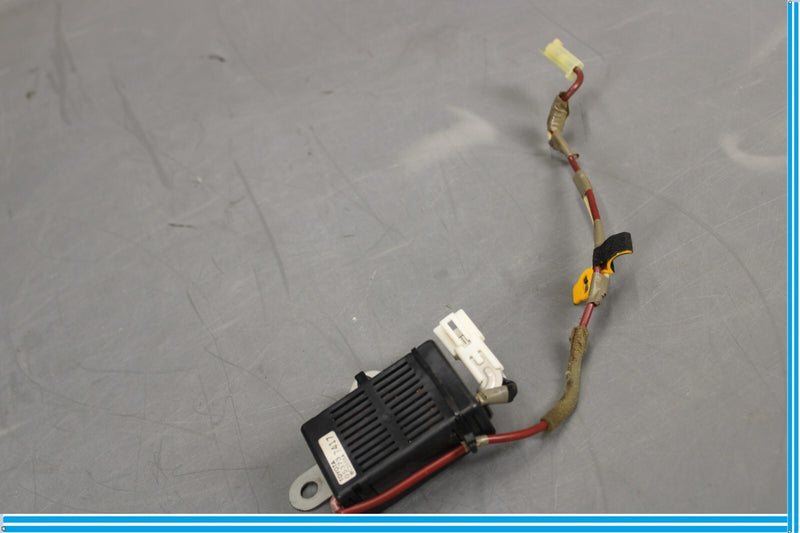 Load image into Gallery viewer, 07-09 Lexus LS460 Rear Left Driver Side Radio Receiver Noise Filter Oem
