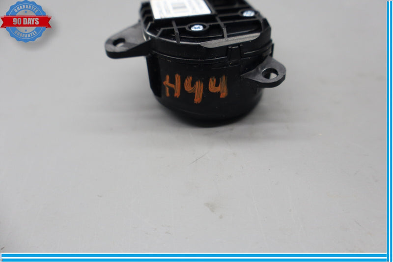 Load image into Gallery viewer, 09-13 Mercedes GL550 GL450 Steering Wheel Right Control Switch Button Oem
