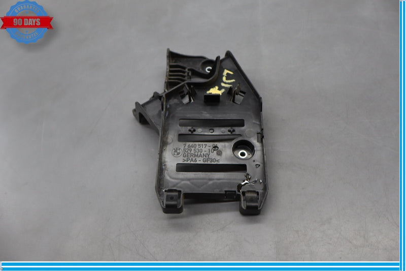 Load image into Gallery viewer, 14-21 BMW i3 i3s Left Side Anti Theft Alarm Siren Horn Signal Bracket Oem

