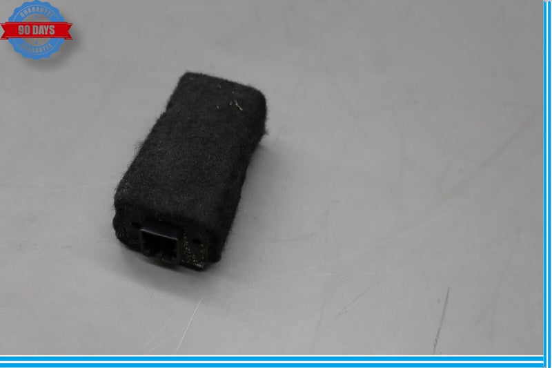 Load image into Gallery viewer, 03-06 Mercedes R230 SL500 iPod iPhone Interface Multimedia Audio Control Oem
