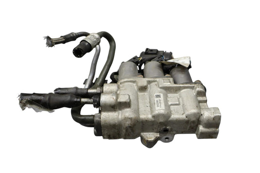 10-16 Porsche Cayenne Panamera Rear Sway Bar Control Valve Block 97061289800 OEM
