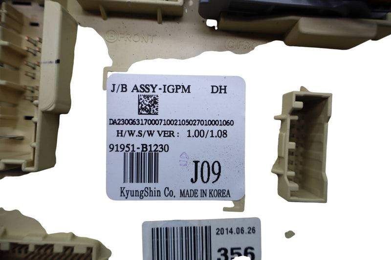 Load image into Gallery viewer, 14-16 Hyundai Genesis Dash Fuse Box Relay Junction Block 91951-B1230 Oem

