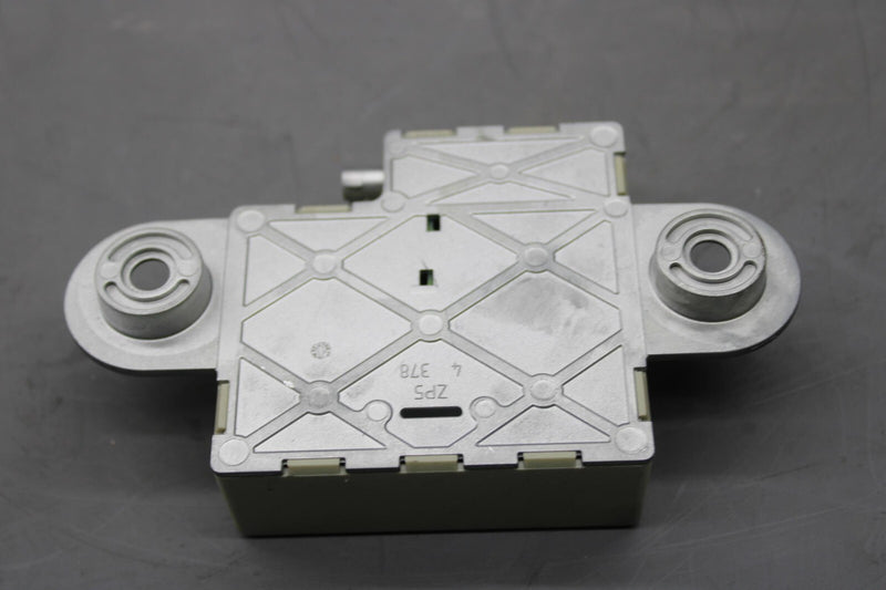 Load image into Gallery viewer, 08-18 BMW 528i 535i F10 Rear Antenna Backup Control Module Unit 6935024 Oem
